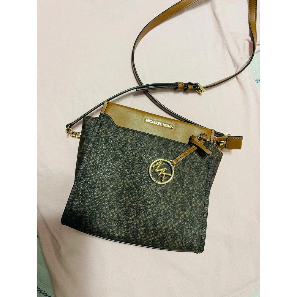 Michael Kors Brown Signature Logo Crossbody Bag Leather Hardware 32S4G7GM6B